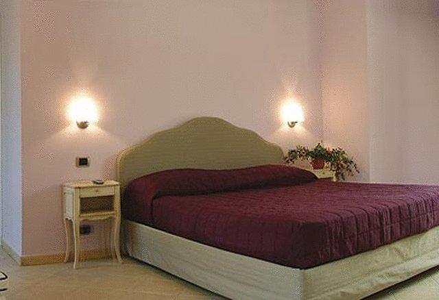 Hotel Langa In Cortemilia Εξωτερικό φωτογραφία